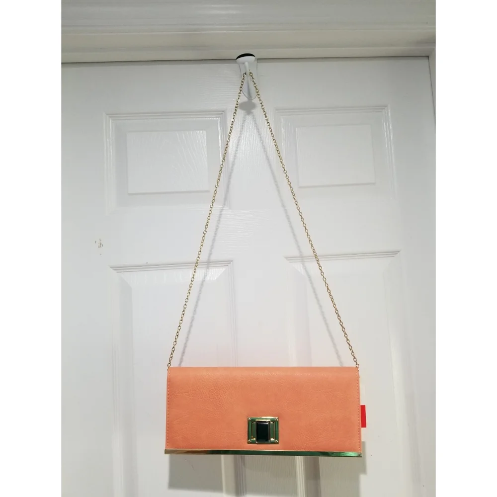 N/A pinky peach